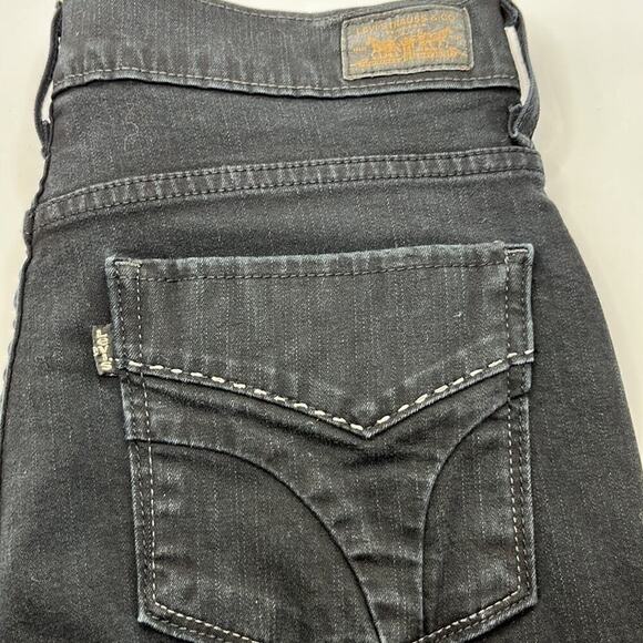 Levi’s 512 Perfectly Slimming Capri Size 10 - Picture 6 of 11